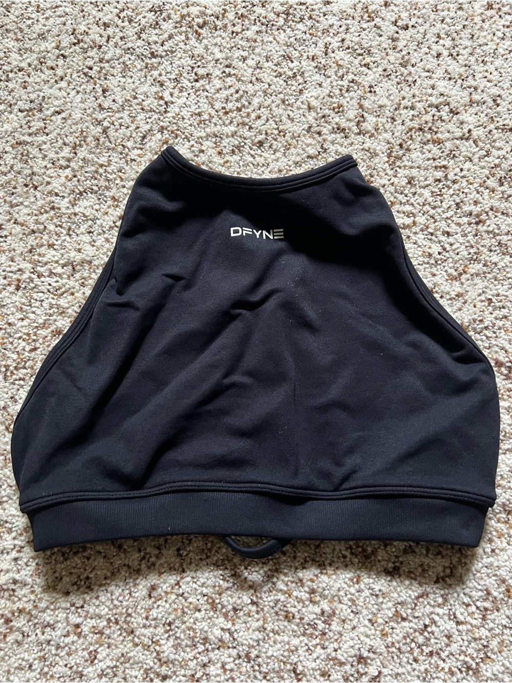 DFYNE sports bra